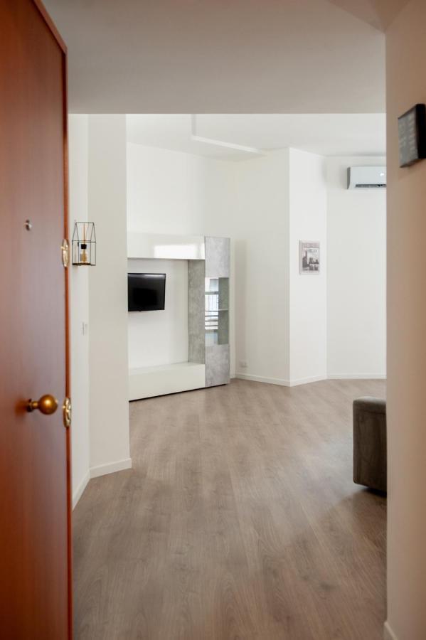Roma Hub One Villa Luaran gambar