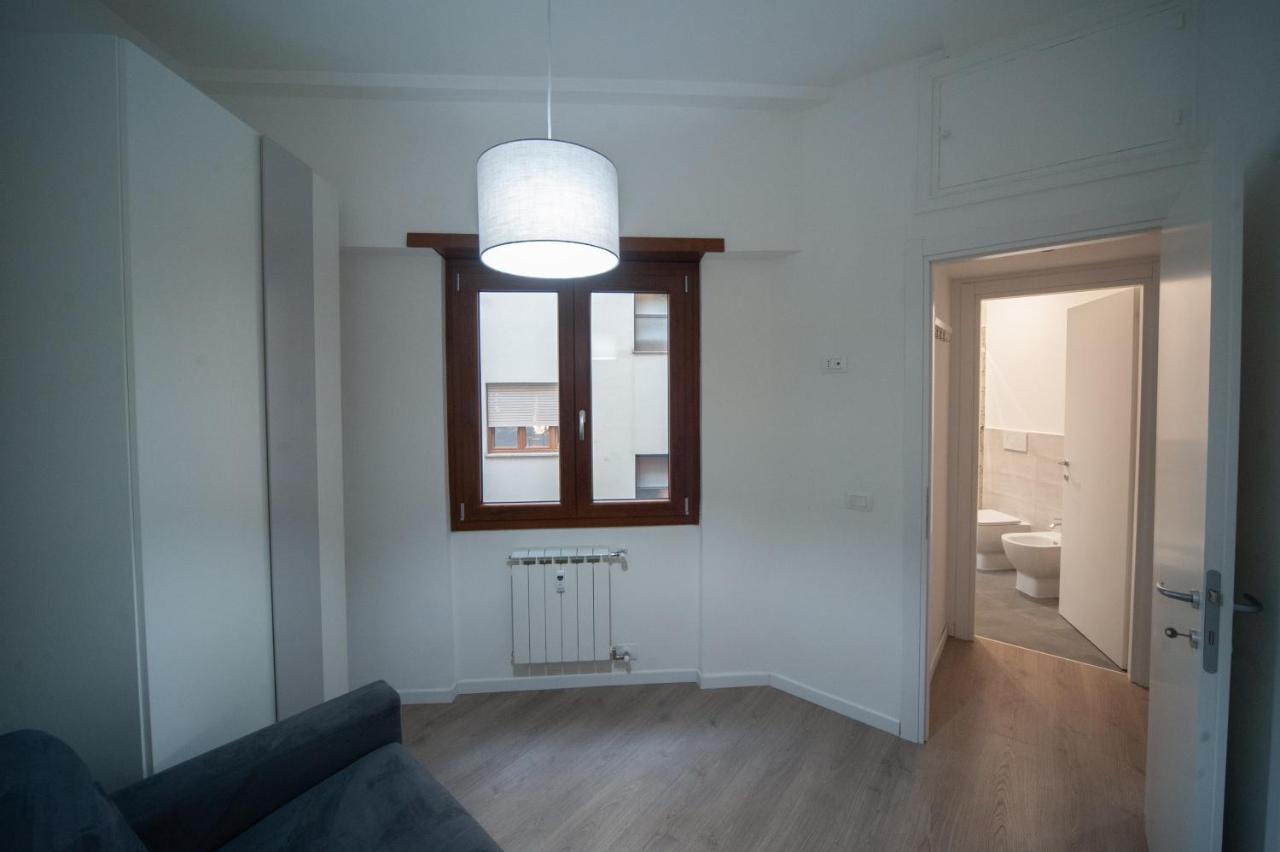 Roma Hub One Villa Luaran gambar