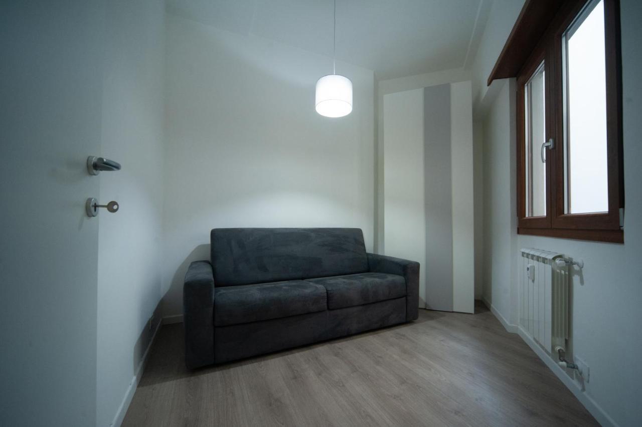 Roma Hub One Villa Luaran gambar